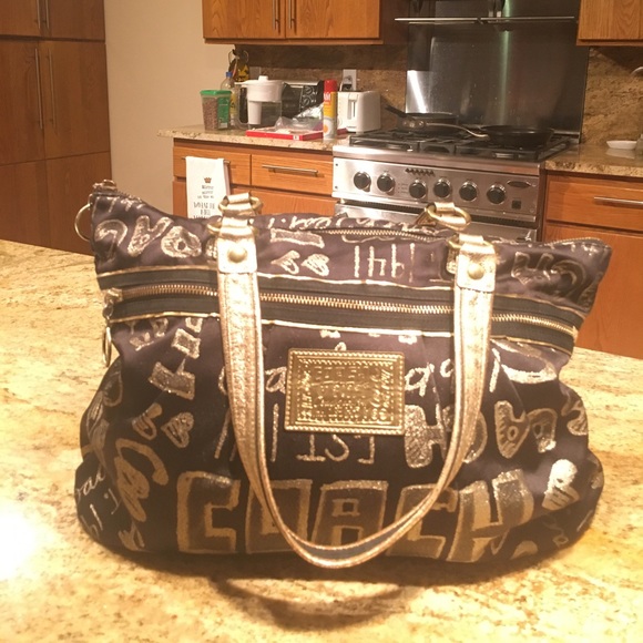 Coach Poppy Graffiti Scribble Tote Bag in Black and Gold!!! - Picture 4 of 15